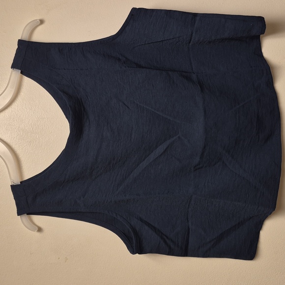 Summer 2 Piece Outfit (S) Round Neck Back, Sleevelees Tank - Picture 7 of 13